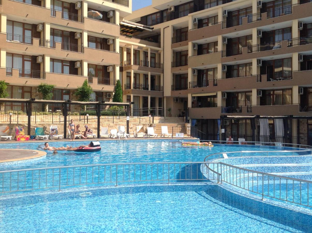 Luxor Apartments เปาโมเรีย ภายนอก รูปภาพ